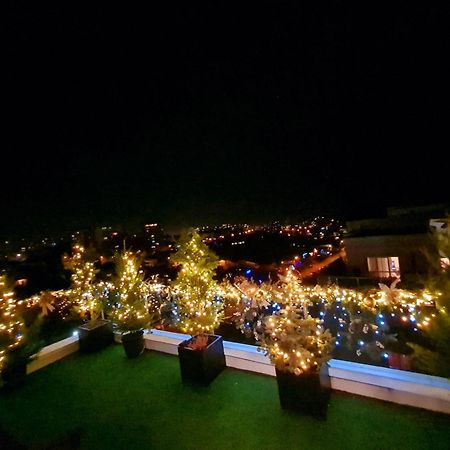 Penthouse View Aeroport Iasi Apartment Exterior photo
